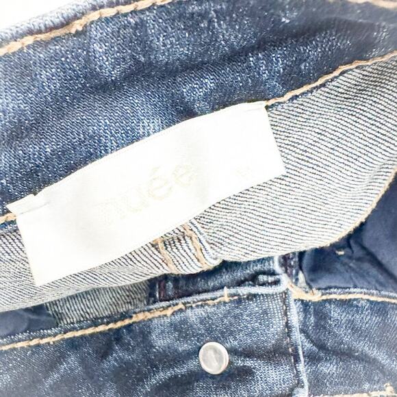 Nuee Dark Wash Indigo Wash Distressed Raw Hem Denim Jeans Size 27 - Picture 6 of 9